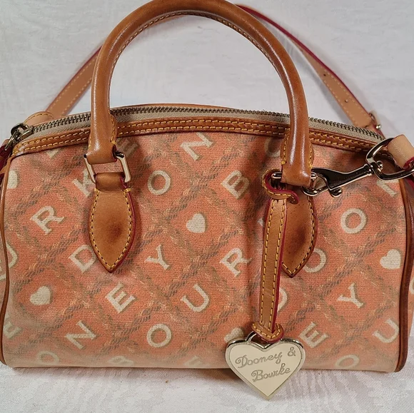 Dooney & Bourke spell out small domed satchel crossbody purse handbag - Picture 1 of 12